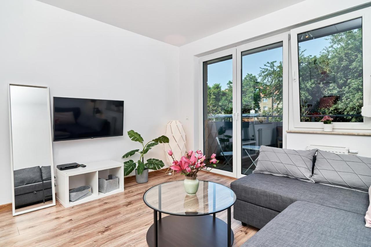 Modern Apartments Wrocław by Renters Zewnętrze zdjęcie
