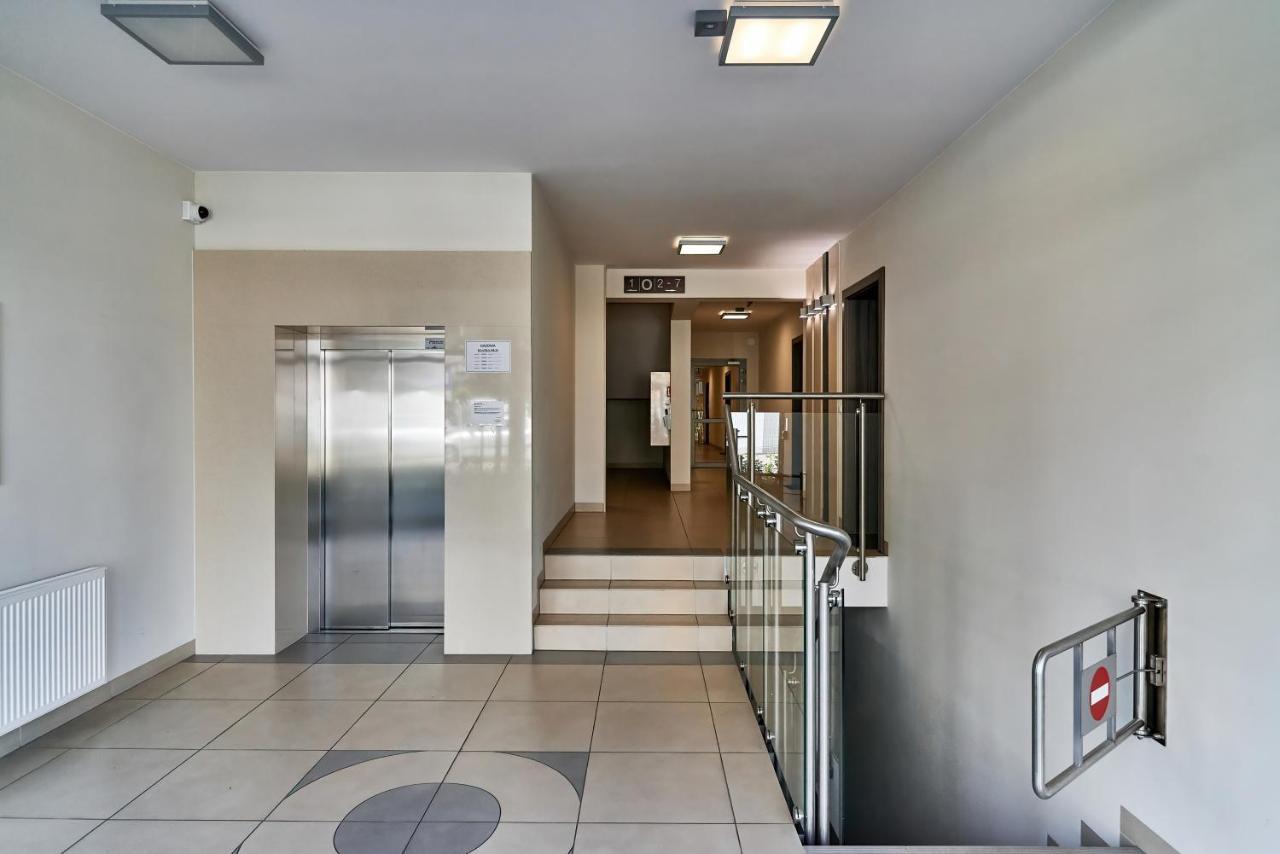 Modern Apartments Wrocław by Renters Zewnętrze zdjęcie