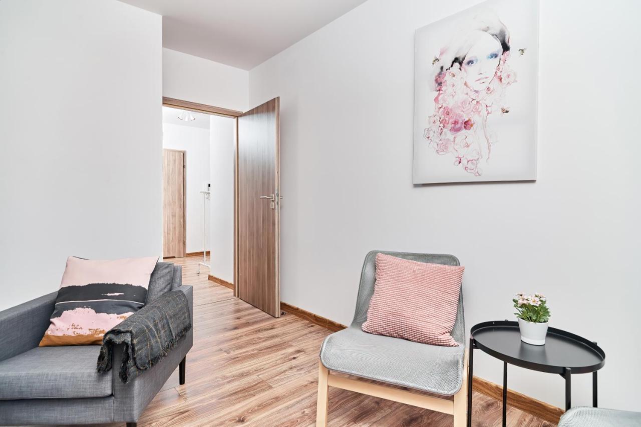 Modern Apartments Wrocław by Renters Zewnętrze zdjęcie