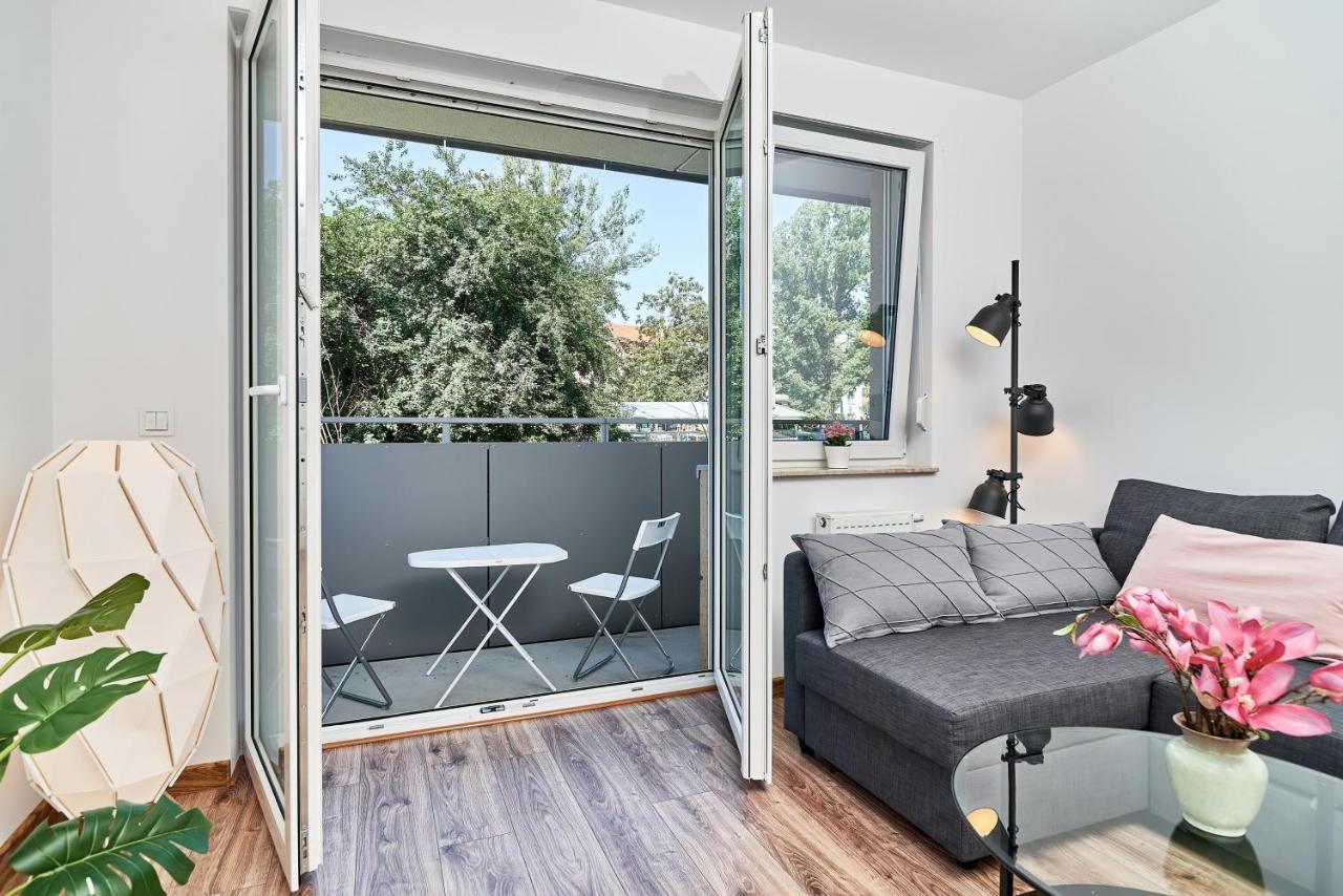 Modern Apartments Wrocław by Renters Zewnętrze zdjęcie